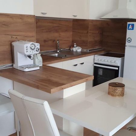 فارنا Asparuhovo Apartment Stoyanov المظهر الخارجي الصورة
